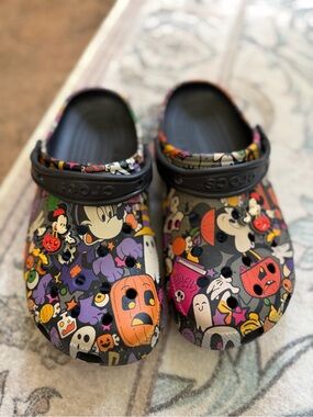 CROCS Black Halloween Mickey & Friends Clog Mules